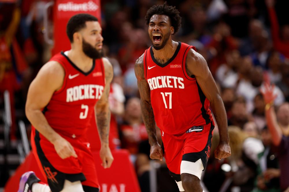 方面提出了 方面提出了